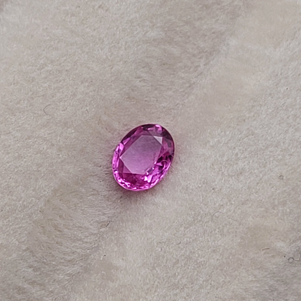 0.51 CT Natural Pink Sapphire - Unheated2_grey_background