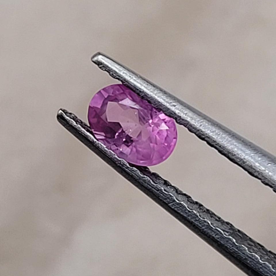 0.51 CT Natural Pink Sapphire - Unheated3_heldby_tweezer