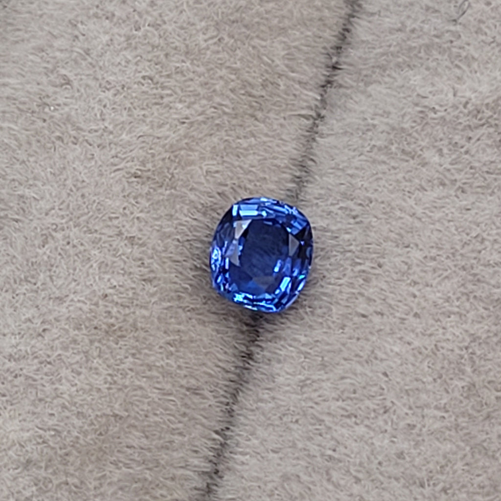 0.65 CT Natural Blue Sapphire - Unheated_grey_background
