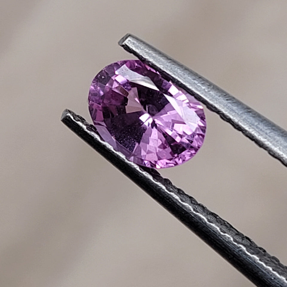 0.73 CT Natural Pink Sapphire - Unheated_heldby_tweezer