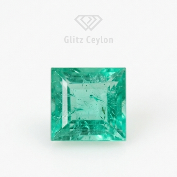 0.90 CT  Natural Emerald