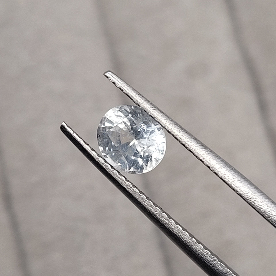 1.17 CT Natural White Sapphire - Unheated_heldby_tweezer