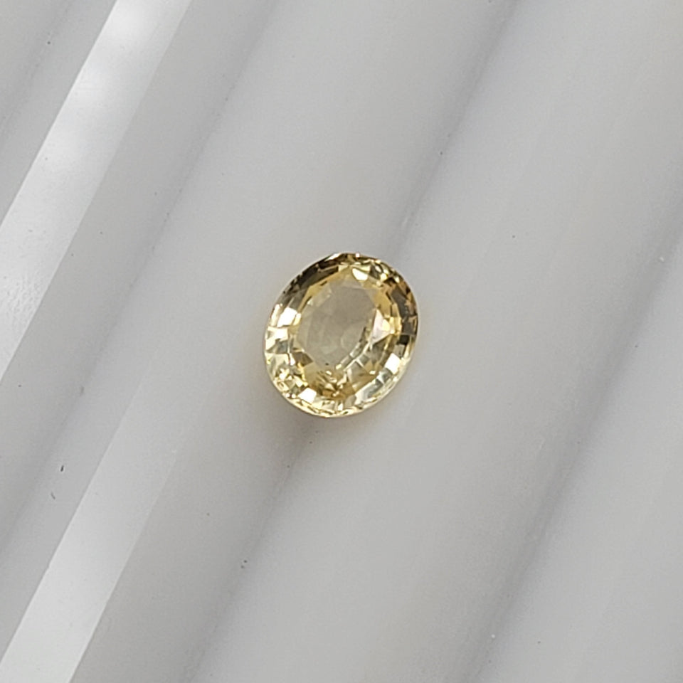 1.43 CT Natural Yellow Sapphire - Unheated_white_background