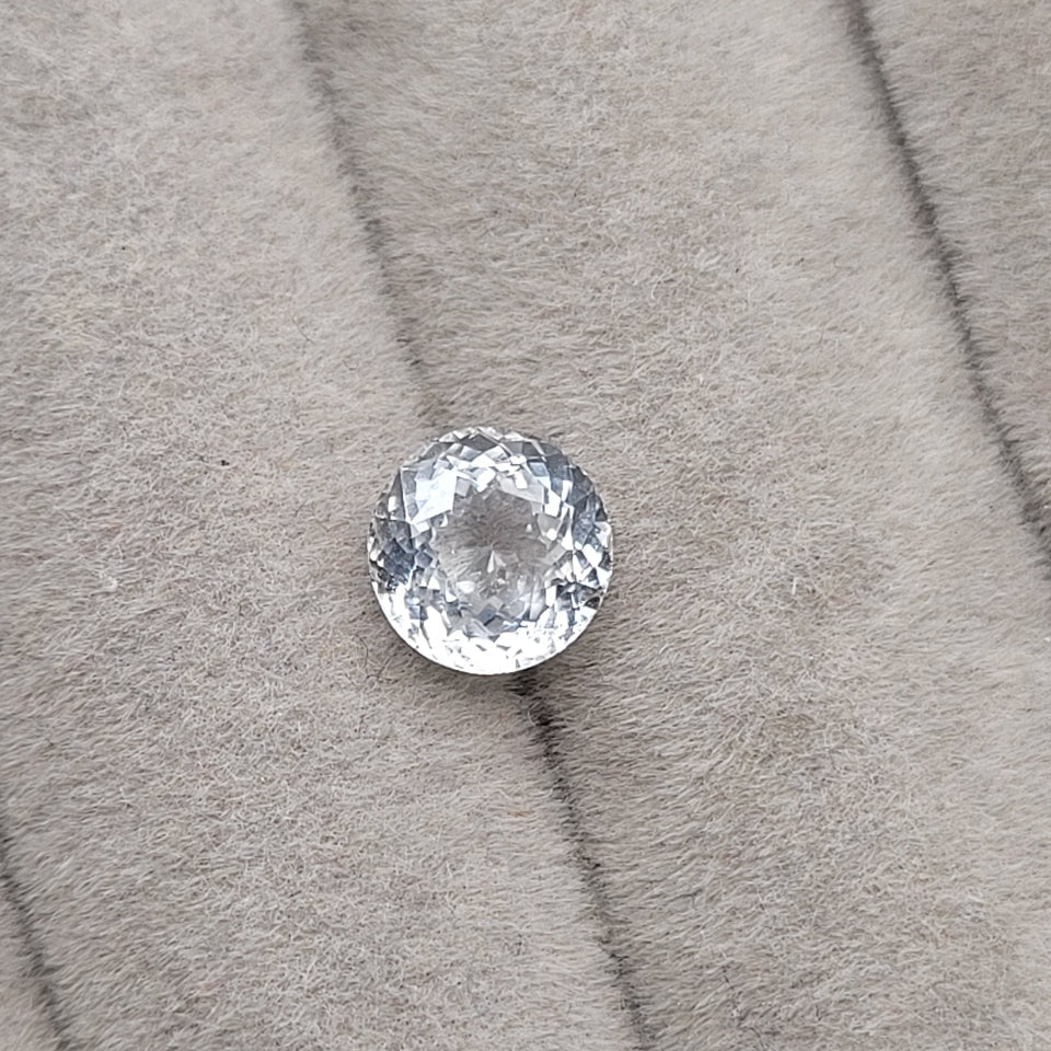 2.08 CT Natural White Sapphire - Heated_grey_background
