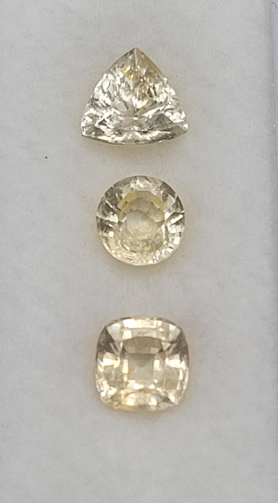 4.00 CT Natural Yellow Sapphire Lot - Unheated_white_background