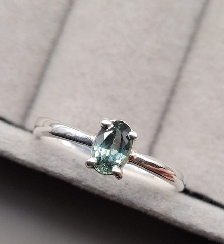 Green Sapphire - Ladies Ring ,Olivia, Southampton, UNITED KINGDOM